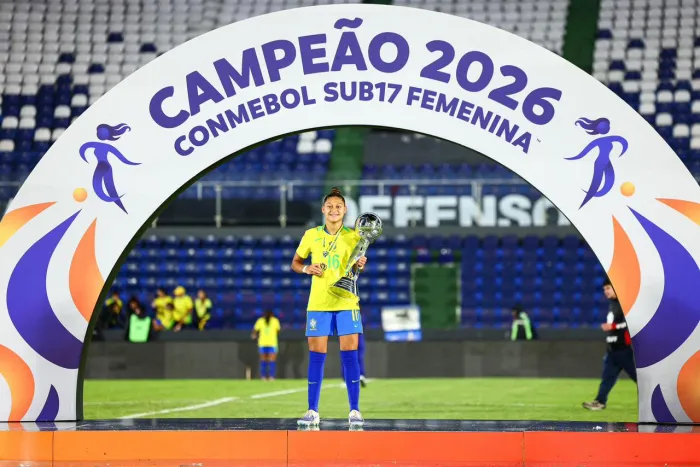 Atleta revelada na Vila Olímpica do Mato Alto conquista Campeonato Sul-Americano de Futebol Feminino Sub-17 com o Brasil