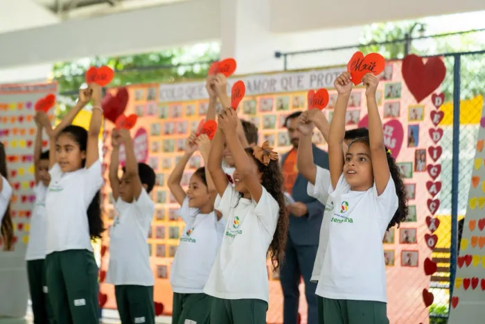 Creche-Escola Sementinha promove evento em homenagem às mães