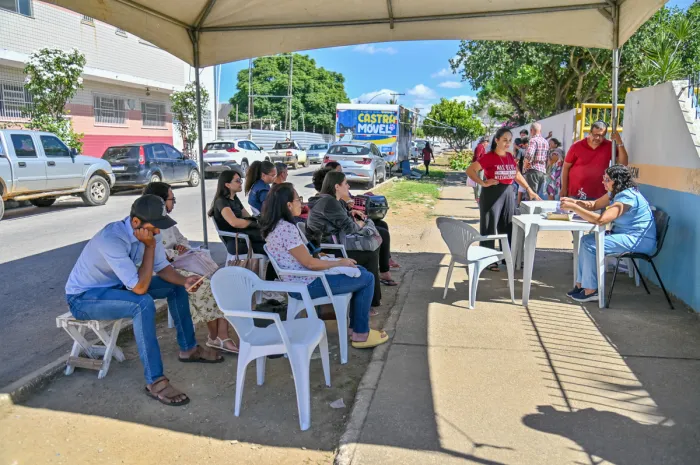 Castramóvel completa dois anos realizando castração gratuita em bairros e na zona rural de Vitória da Conquista