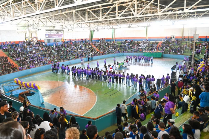 Abertura da 5ª edição dos Jogos Estudantis reúne cerca de 2,5 mil alunos da rede municipal em Vitória da Conquista