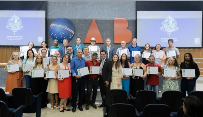  Quem trabalha pelo próximo e contribui para transformar vidas merece todo o nosso respeito (Foto: Cléo Balbino | Assessoria Parlamentar)