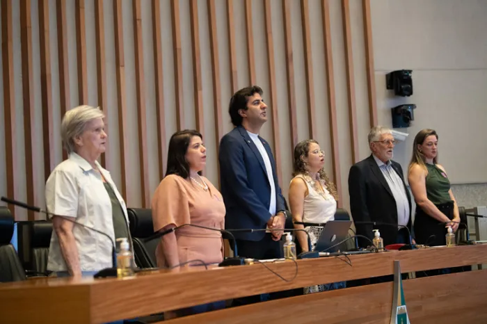 Câmara Legislativa celebra 60 anos da Faculdade de Educação da UnB