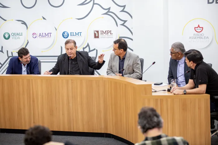 Reunião foi presidida pelo deputado Dr. EugênioFoto: GILBERTO LEITE/SECRETARIA DE COMUNICAÇÃO SOCIAL
