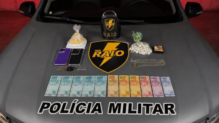 Companhia Raio prende casal com drogas após tentativa de roubo na Pajuçara