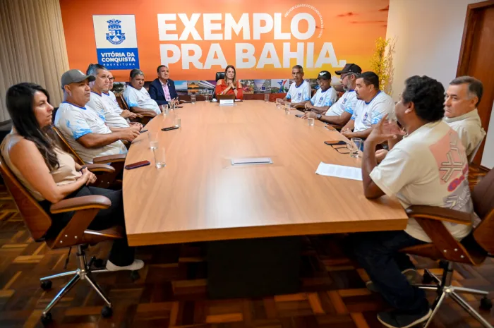 Representantes do Campeonato Interbairros renovam apoio da Prefeitura e discutem parceria para próxima edição
