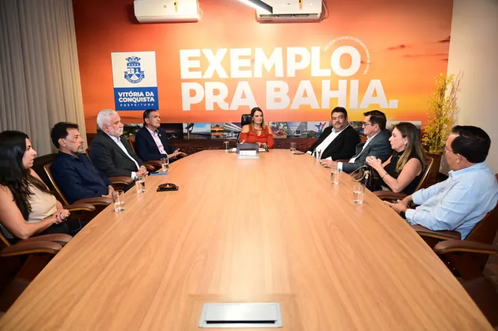 Prefeitura e Creci alinham ações para impulsionar mercado imobiliário e valorizar corretores de imóveis