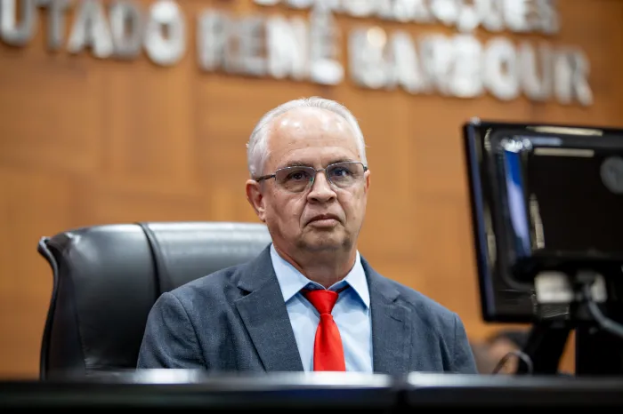 ALMT empossa dois suplentes: Valdenir José dos Santos e Altir Peruzzo