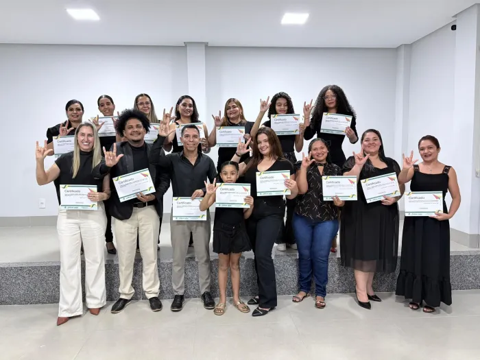Curso de Libras capacita mais de 20 pessoas em Paraíso do Tocantins