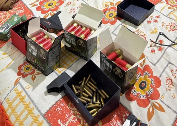 Polícia Civil prende suspeito por posse irregular de munições e acessórios de arma de fogo