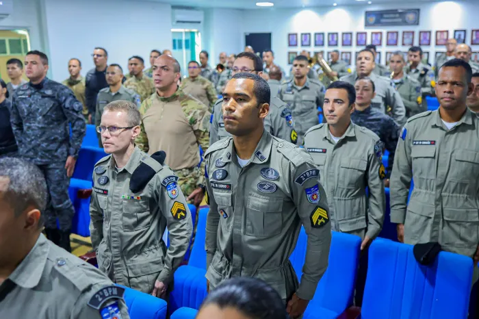 A cerimônia aconteceu no auditório da Academia de Polícia Militar Senador Arnon de Mello (APMSAM) - Igor Lessa
