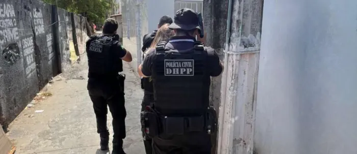 Polícia Civil cumpre três mandados de prisão contra suspeitos de envolvimento em homicídio registrado na Praia do Futuro