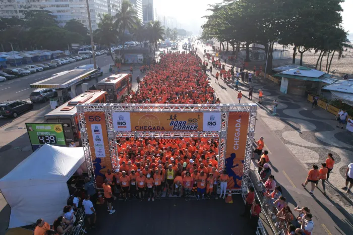 Comlurb promove corrida e caminhada, domingo, em Copacabana