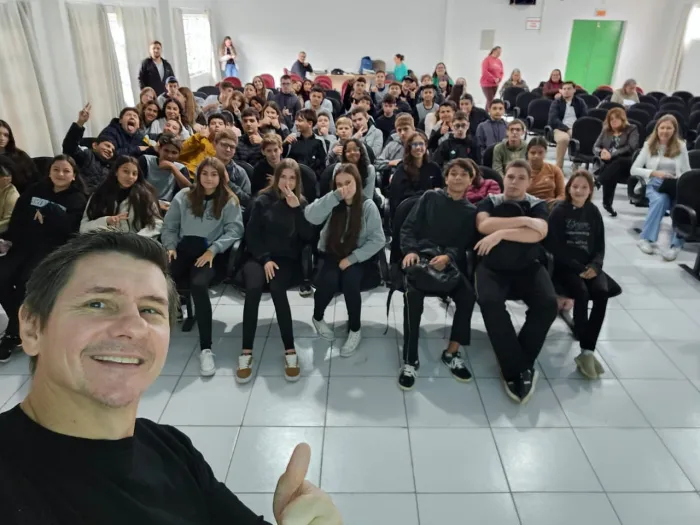 Palestras da Udesc Alto Vale inspiram jovens de escola de Ibirama a criar aplicativos