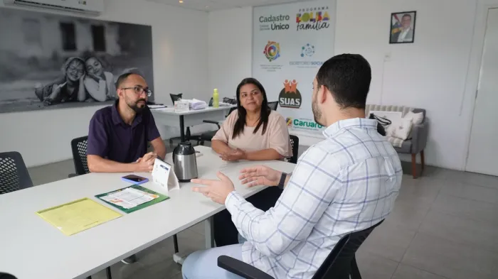Prefeitura de Caruaru firma parceria que garante vagas gratuitas em imersão tecnológica para jovens do município