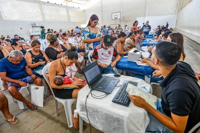 Mais de 400 moradores do Vale das Palmeiras são beneficiados com a Caravana do Cuidar