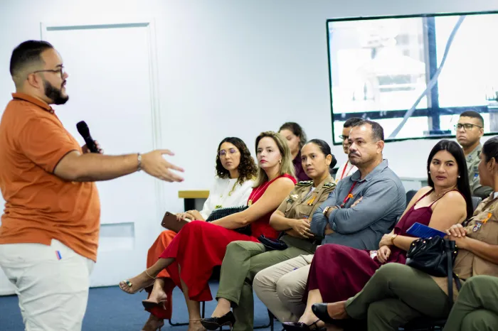 Ação reuniu profissionais da assistência social, saúde, segurança pública e integrantes da rede de proteção - Pei Fon