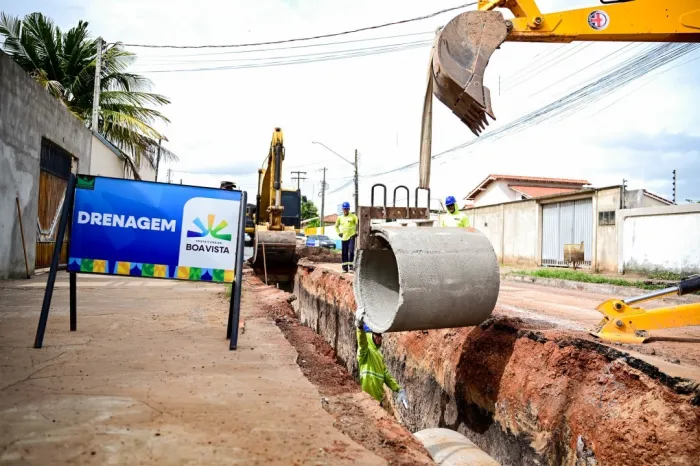 Obras de drenagem avançam e prefeitura trabalha na solução do 46º ponto de alagamento em Boa Vista