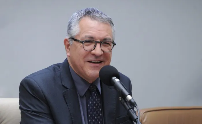 Comissão ouvirá Alexandre Padilha sobre prioridades do Ministério da Saúde