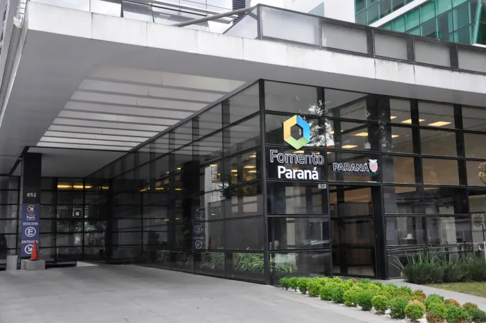 Conta em Dia: Fomento Paraná abre campanha de renegociação de débitos