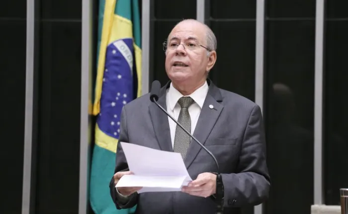 Comissão aprova gratuidade em serviços de cartório para pessoas com deficiência de baixa renda