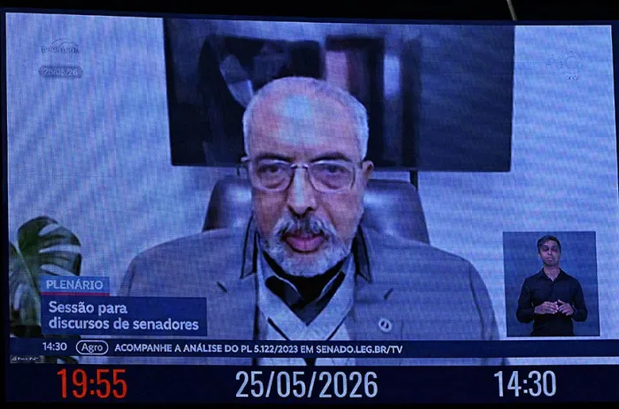 Paulo Paim volta a defender fim da escala 6x1
