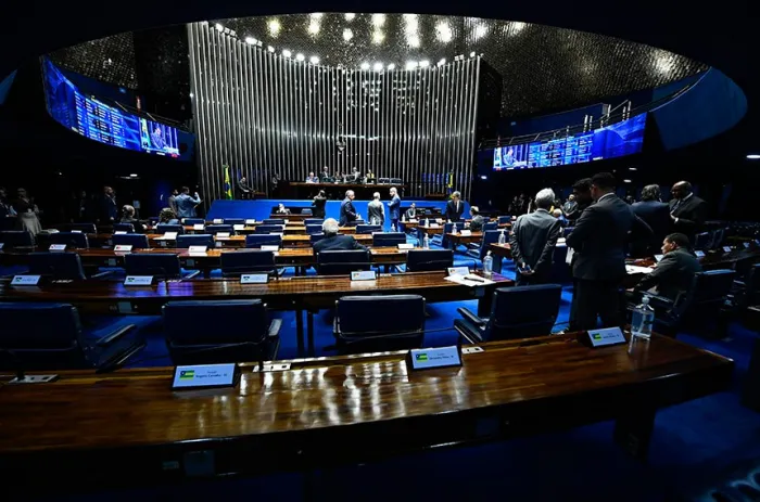 Também estão na pauta: política para superdotação e nova regra sobre vazamento de óleo no litoral - Foto: Carlos Moura/Agência Senado