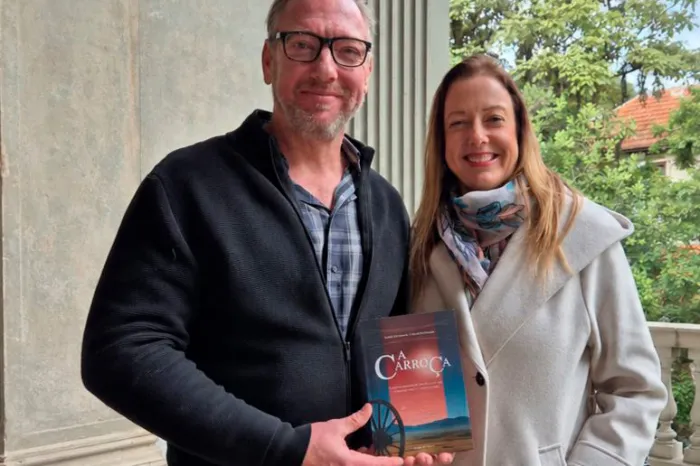 Livro que resgata saga familiar na Rússia tem lançamento no Palacete dos Leões
