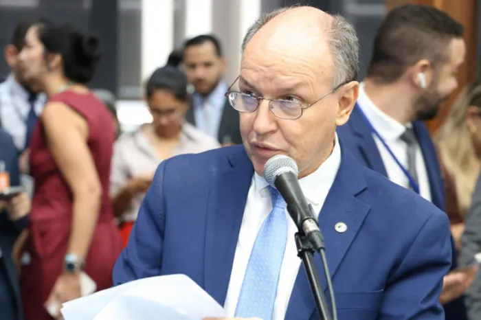 Junior Mochi solicita aumento do teto habitacional para ampliar acesso à moradia em MS