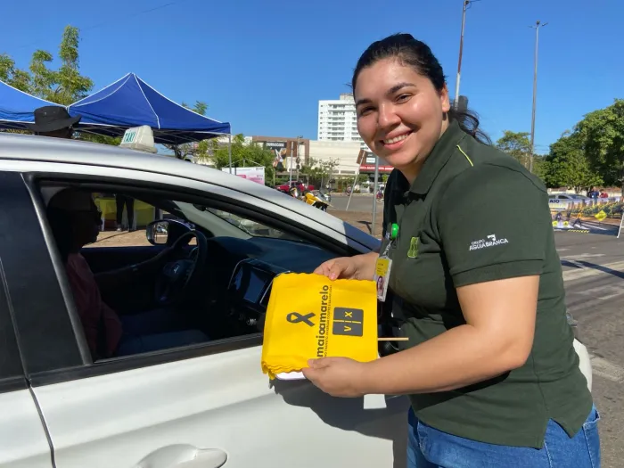 SMSI: DMTU realiza blits da campanha Maio Amarelo, no semáforo da Folha 27