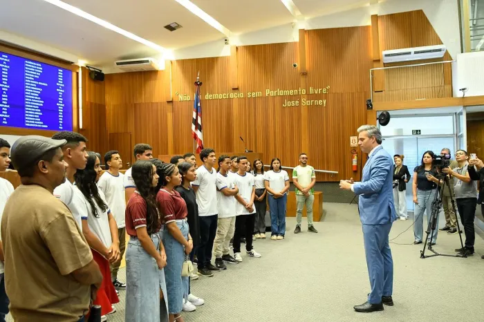 Alunos de Barreirinhas visitam Alema e conhecem rotina do Parlamento maranhense