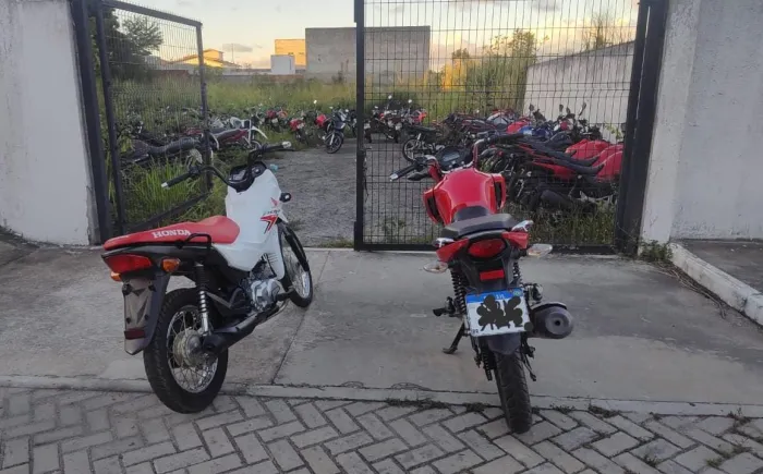 Polícia Civil recupera motocicletas roubadas em Feira de Santana