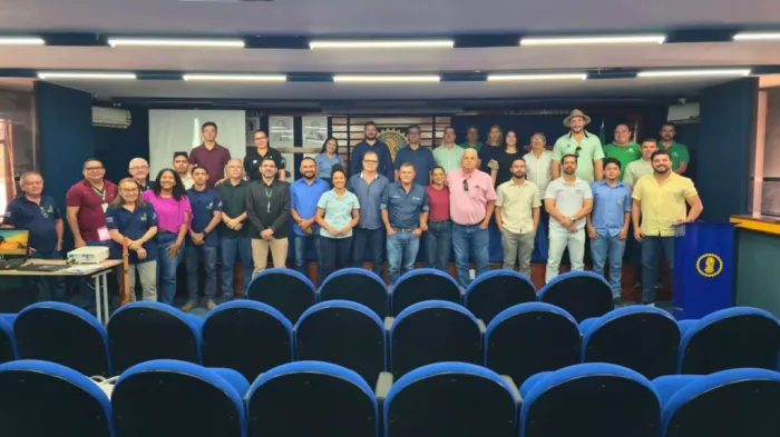 Adapi apresenta novas medidas de controle de estoque para revendas de agrotóxicos no Piauí