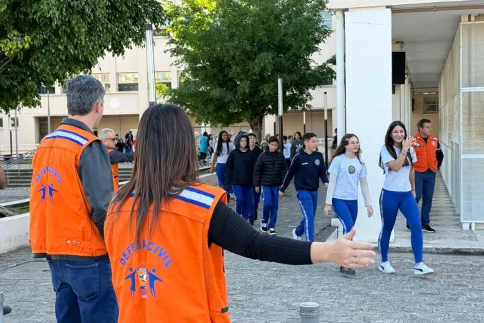 Programa Brigadas Escolares já capacitou 94 mil profissionais para atuação em emergências