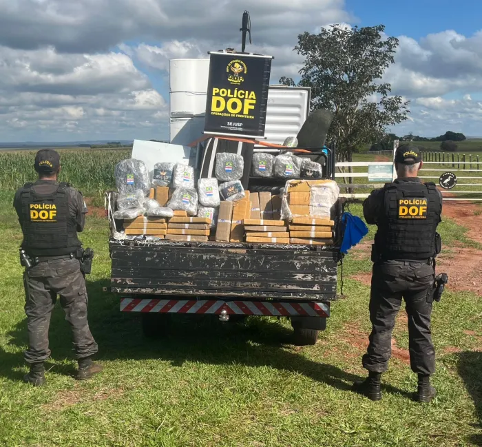 DOF apreende mais de meia tonelada de drogas escondidas em mudança em Dourados