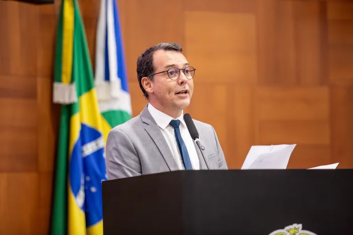 Lúdio convoca secretário e pede explicações sobre mais de R$ 500 milhões de contratos do BRT