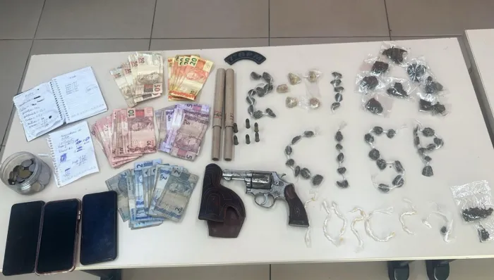 Material apreendido em ação da Polícia Militar em Ouro Branco - Ascom PMAL