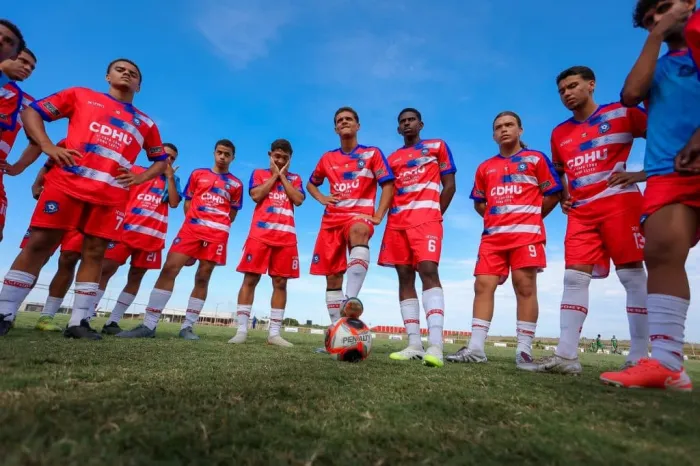 Destaque da Copa CDHU assina contrato com clube formador da capital