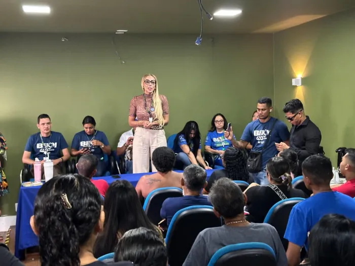 Prefeitura garante segurança alimentar a vendedores da Domingueira