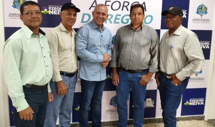  Recurso vai contribuir com transporte das equipes dos servidores da Secretaria Municipal de Obras (Foto: Nilson Nascimento I Assessoria parlamentar)