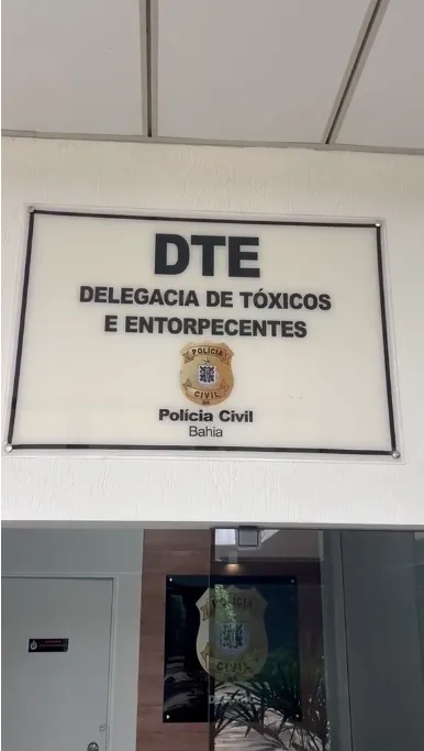 Durante as diligências, foram apreendidos 214 comprimidos de ecstasy, porções de haxixe e skunk, além de frascos de tirzepatida - 29/05/2026 - Fonte/Crédito: ASCOM PCBA 
