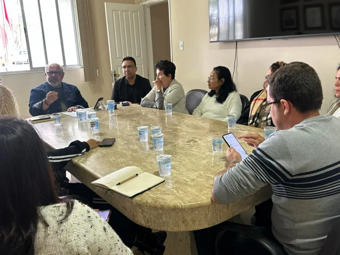 Smed e comissão de pais da Escola Tenente-Coronel Manoel Pinto Paca discutem parceria com a Polícia Militar