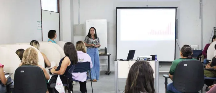 ESP/CE capacita profissionais da Vigilância Epidemiológica em curso sobre Saúde da Trabalhadora e do Trabalhador