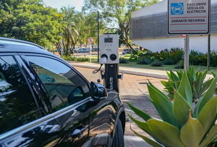 Cemig abre chamada para implantação de eletrovias e amplia incentivo à mobilidade elétrica no estado
