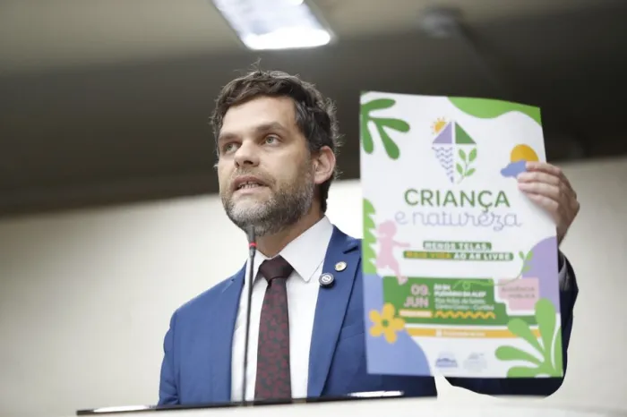 Deputado Goura (PDT) protocola PL “Criança e Natureza” para ampliar acesso ao meio ambiente e enfrentar excesso de telas
