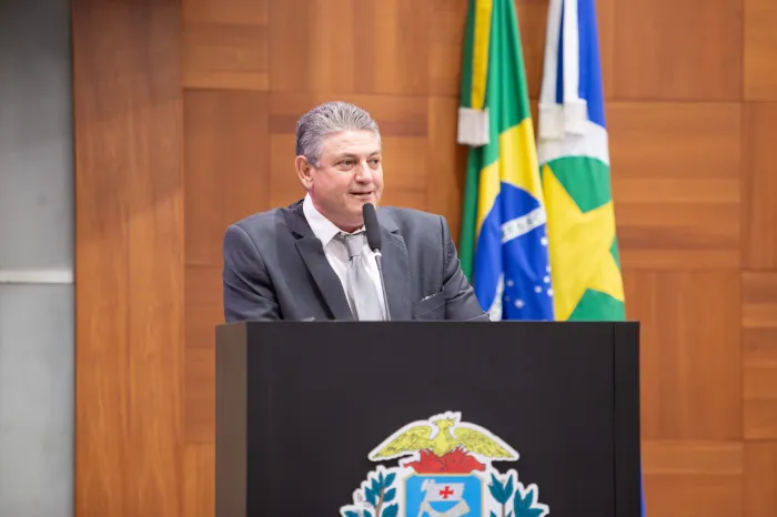 Valmir Moretto celebra desenvolvimento para a Região Oeste