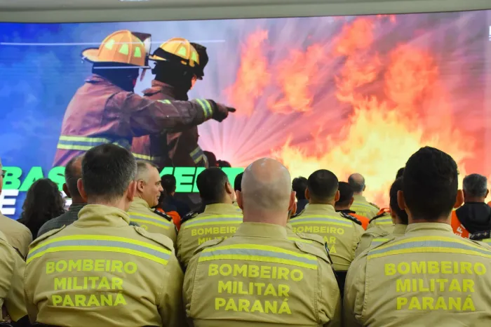 Planejamento e integração marcam preparação do Paraná para temporada de incêndios