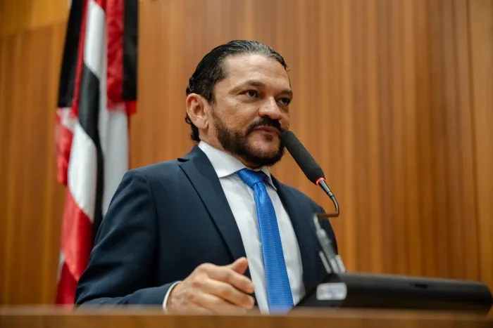 Cláudio Cunha destaca inauguração de estrada de acesso à praia de Cedral 