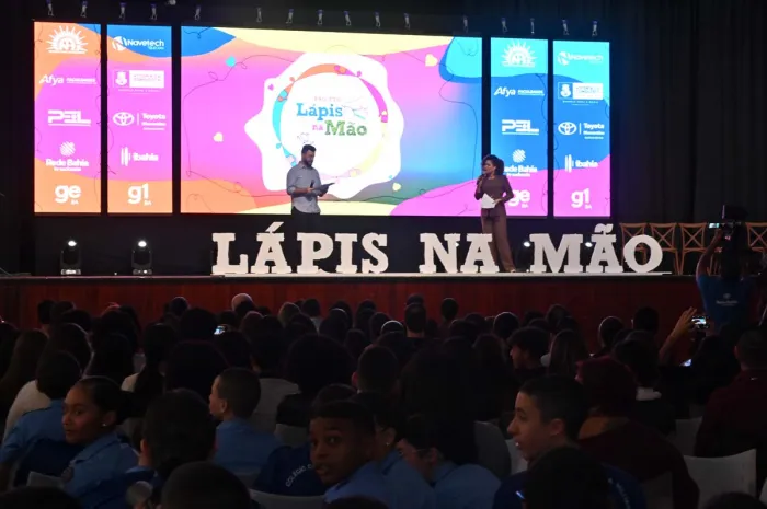 Projeto Lápis na Mão: Nove alunos da Rede Municipal são premiados nas categorias Redação e Artes Visuais