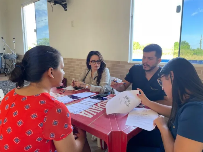 Produtores rurais da Nova Baixa Verde recebem serviços de saúde e assistência social