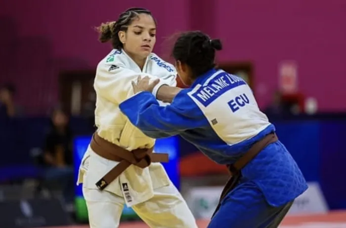 Judoca revelada pelo Na Base do Esporte conquista prata no Sul-Americano Cadete e Júnior de Judô